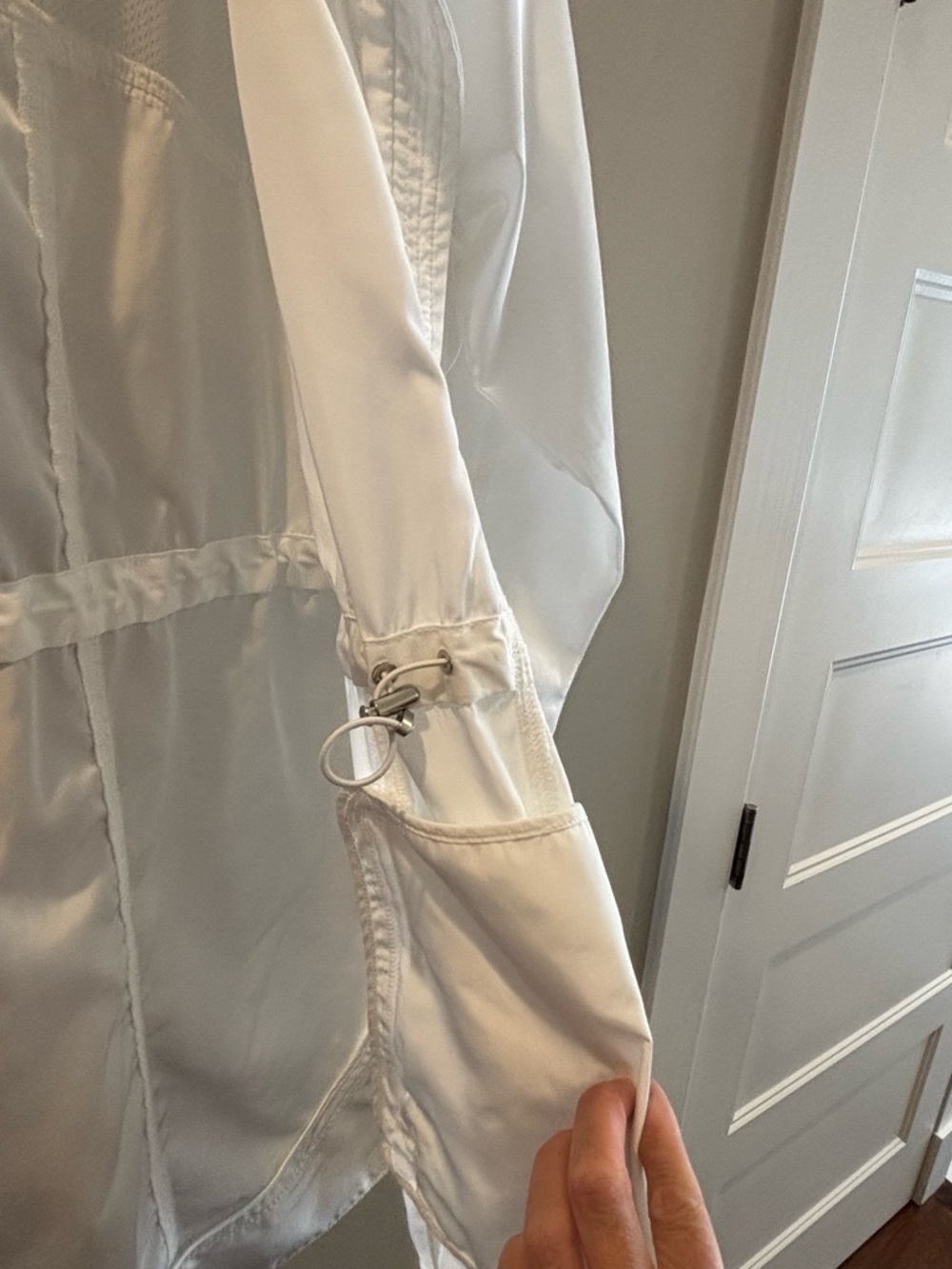 EUC Athleta Rain Jacket medium - Picture 10 of 11